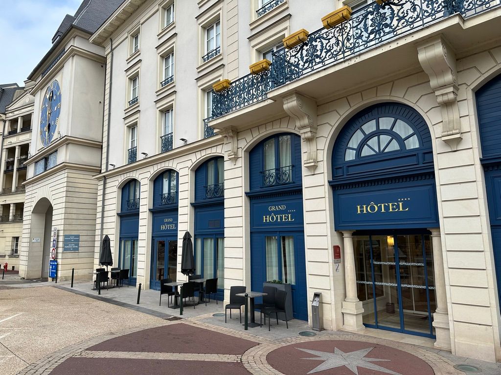 Studio SO STIM Le Plessis-Robinson — salle EMS électrostimulation